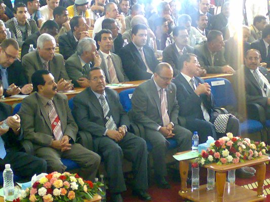 الامين العام المساعد في مقدمة الصفوف