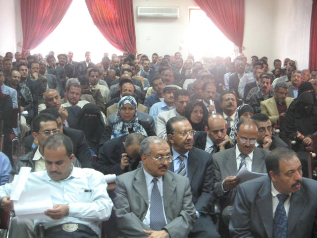 حضور كثيف لاطباء امانة العاصمة
