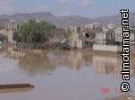 Almotamar Net - GOVERNORATES: Heavy rains caused Friday damages in peoples possessions, claimed the live of a lady and injured others in various areas of Yemen. 
According to field reports, a Yemeni lady died, and two men were injured as their home collapsed in Radaa city, al-Baida governorate. 
