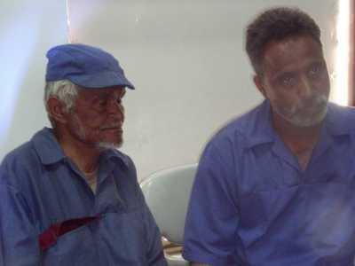 Almotamar Net - The Specialised Criminal Court in Yemen decided death sentence against Hamad Ali Al-Dhahouk and Abdulaziz Al-Hatbani accused of contacting a foreign country. The verdict on Saturday issued by the court chaired by Judge Muhsin Alwan contained holding the two defendants the criminal responsibility for the illegal actions they had made that would damage Yemens political and diplomatic position and its foreign relations, while the two defendants objected the verdict and appealed it. 