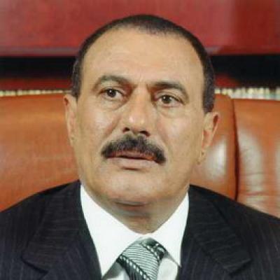 Almotamar Net - President Ali Abdullah Saleh on Monday attended graduation ceremony of new batches from military and security  academies, institutes and schools that was held on the occasion of the Yemeni revolution Days.