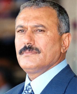 Almotamar Net - President Ali Abdullah Saleh along with top officials performed on Tuesday Eid al-Fitr prayer in al-Saleh Mosque at the capital of Sanaa. 