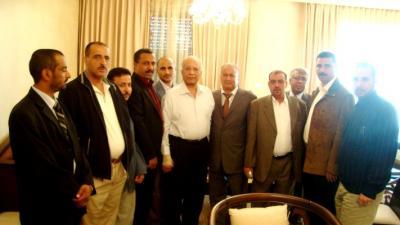 Almotamar Net - A delegation from leaderships of the General Peoples Congress (GPC) on Friday got assured about the health condition of Mr Abdulqader Bajammal, the Secretary General of the GPC, who is presently completing his treatment from sickness he was exposed to last April.