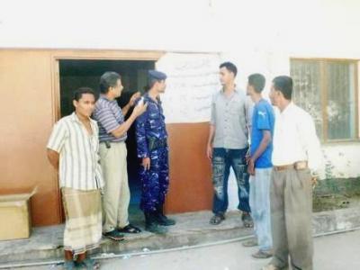 Almotamar Net - Security Higher Committee warned Thursday of acts of chaos and attempts to hinder citizens from practicing their constitutional rights in the process of revising and amending voter records in preparation for the 4th parliamentary elections in Yemen scheduled next April.