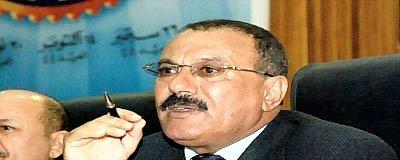 Almotamar Net - KUWAIT CITY, Nov 26 (Arab Times)- In the event of a global meltdown Yemen has nothing to worry about because Yemen�s wealth is within the country � the kind of wealth that does not make us lose our sleep or give us a headache, says the Yemeni President Ali Abdullah Al-Saleh. Speaking to the Arab Times during an exclusive interview the Yemeni president said much of Yemen�s wealth lies in oil and the decline in oil prices will affect the country, but Yemen is not totally dependent on oil because it is not the only source of income. 