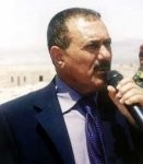 Almotamar Net - President Ali Abdullah Saleh on Wednesday made an inspection visit to Bani Hushaish district, Sanaa governorate where he was received by officials of the district and its sheikhs and social personalities. 
