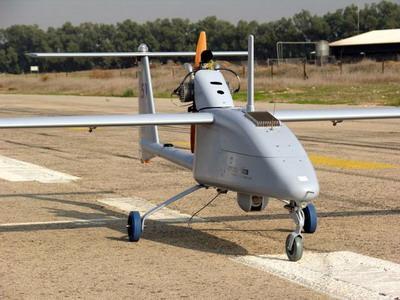 Almotamar Net - The Interior Ministry of Yemen said Thursday security authorities in the district of Hadibu in Socotra Island found a small plastic skeleton of a pilotless aircraft in the area of Momi. 