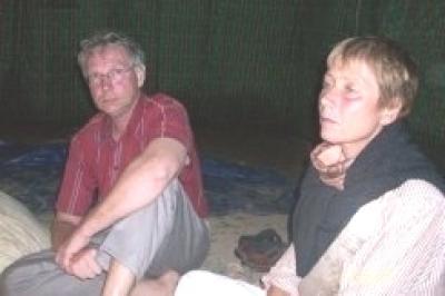 Almotamar Net - Assistant of Sana�a Governor Addulmalik al-Gharbi has Monday confirmed the setting free of the Dutch man and his wife who have been held for the last two weeks by outlaws in the area of Bani Dhabyan, Sana�a governorate, 80km to the south-east of the capital. 