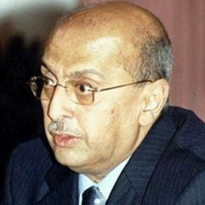 Almotamar Net - Yemens foreign minister Dr Abu Bakr al-Qirbi said the crisis of Saada can be solved if the Houthi revels the government conditions , indicating that the authority would no longer accept any mediation, whether internal or external but under the these conditions.