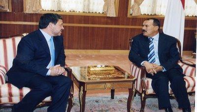 Almotamar Net - Yemeni-Jordanian talks were held on Monday in the capital of Jordan, Amman, co-chaired by President Ali Abdullah Saleh and the Jordanian King Abdullah II.

