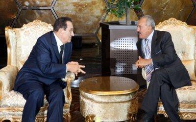 Almotamar Net - President Ali Abdullah Saleh was received on Tuesday by Egyptian President Muhammad Hosni Mubarak at the al Etihadiah Palace. The two leaders discussed the bilateral relationship and ways of boosting cooperation in all areas. 