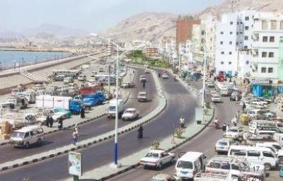 Almotamar Net - Sanaa security source has said in Hadramout on Monday that pretests elements violating law and order committed acts of riot in chaos in Mukalla city on Sunday. Those elements lifted slogans calling for divisions and hatred among the Yemeni people.
