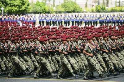 Almotamar Net - Two elements of al-Qaeda organisation were killed and two others wounded in a clash with soldiers from the republican guard at Al Ghoul area, Al Zahir district of Al Baidha province. Republican guard members were on their way to Al Had district, Yafi. 