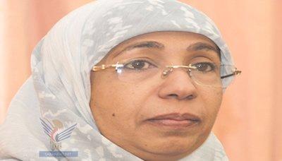 Almotamar Net - Social and Labor Affairs Minister Amat al-Razzaq Humad met here on Thursday with Indian ambassador to Yemen Amrit Lejeune. 

During the meeting, Humad and Lejeune discussed cooperation relations between the two friendly countries and ways of developing them in the light of the signed agreements by the two sides. 
