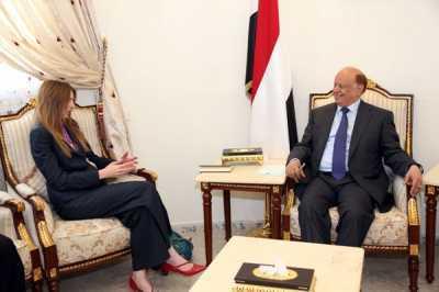 Almotamar Net -  President Abdu Rabbu Mansour Hadi received on Wednesday the UK ambassador to Yemen, Jane Marriott.

Hadi reviewed the bilateral relations between the two friendly countries alongside the latest developments on the ground, as well as the progress of transitional phase in Yemen and the implementation of the outcomes of National Dialogue Conference, NDC.
