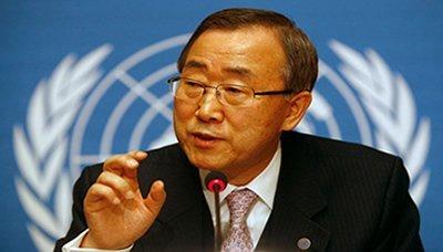 Almotamar Net - United Nations Secretary-General Ban Ki-moon urged Friday parties of the Peace and National Partnership Agreement (PNPA) in Yemen to overcome the current impasse and implement the National Dialogue Conference (NDC)s outcomes. 

Ki-moon letter reminds heads of parties of the “tremendous burden and responsibility” they have to steer Yemen through what he described as a “challenging period.”, Deputy Spokesman for the Secretary-General Farhan Haq said in a statement published by the United Nations News Center and read in the Capital by his Special Adviser on Yemen, Jamal Benomar
