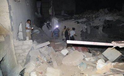 Almotamar Net - 
At least five citizens were killed on Friday in an airstrike by Saudi enemys jets on Kushar district in Hajjah province.

The Saudi raid targeted a house of a citizen in Kushar district, killing five citizens, a local official explained.
