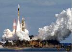 المؤتمر نت - أطلقت فرنسا السبت من قاعدة جوية في جنوب أمريكا، صاروخا يحمل إلى المدار قمرا إصطناعيا يعطي الأجهزة العسكرية الفرنسية قدرات جديدة ومجالات للتجسس في أنحاء العالم كافة.
وقد تمت عملية الإطلاق بنجاح، من قاعدة كورو في غيانا الفرنسية، وهو ثالث إطلاق لصاروخ Ariane-5 هذه السنة، بحسب مسؤولين في وكالة الفضاء الفرنسية.
ووضع الصاروخ في ...
