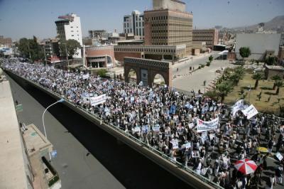 المؤتمر نت - ملايين اليمنيين في جمعة  إن للمتقين مفازا 