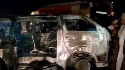 المؤتمر نت - توفى 8 أشخاص وأصيب 21 آخرين بجروح خطيرة، في حادث مروري بمنطقة رصابة، الخط الرابط بين محافظتي صنعاء وذمار