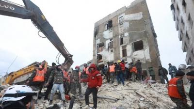 المؤتمر نت - توقعات بتصاعد حصيلة ضحايا زلزال تركيا وسوريا 

