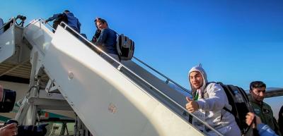 المؤتمر نت - غادر مطار صنعاء الدولي عصر الأربعاء 10 من طاقم سفينة "إتيرنيتي سي" الذين أنقذتهم البحرية اليمنية في يوليو الماضي