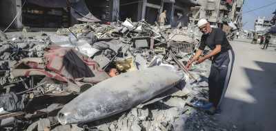   -                 ɡ         