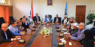 المؤتمر نت - عقدت اللجنة العامة للمؤتمر الشعبي العام اجتماعاً لها - صباح اليوم السبت - برئاسة الشيخ يحيى علي الراعي النائب الأول لرئيس المؤتمر الأمين العام