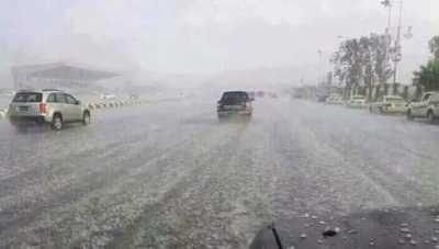 المؤتمر نت - توقع المركز الوطني للأرصاد والإنذار المبكر هطول أمطار رعدية متفاوتة ومتفرقة على عدد من المحافظات خلال الـ 24 ساعة المقبلة