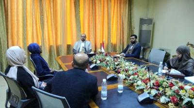 المؤتمر نت - التقى نائب وزير الخارجية والمغتربين، عبد الواحد أبوراس، رئيسة بعثة منظمة أطباء بلا حدود السويسرية، ديسما ماينا