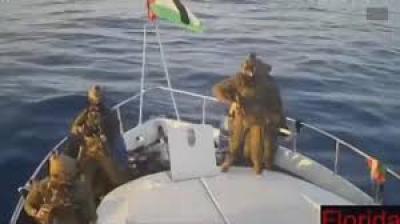 المؤتمر نت - ألبانيز: احتجاز نشطاء "الصمود" قرصنة