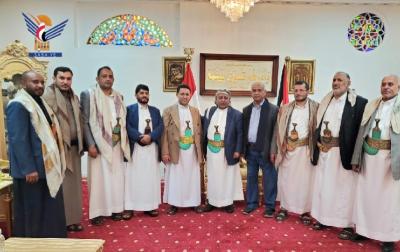 المؤتمر نت - استكمال كافة الملفات الإنسانية وعلى رأسها صرف المرتبات وفتح المطارات أمام المسافرين والمرضى بكل السبل والوسائل الممكنة.