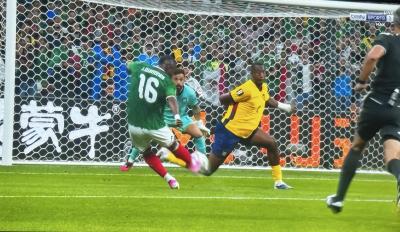 المؤتمر نت - حجز المنتخب المكسيكي بطاقة العبور إلى ثمن نهائي كأس العالم