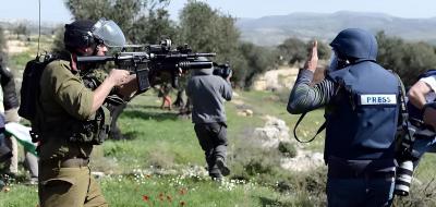 المؤتمر نت - ارتفع عدد الصحفيين الفلسطينيين المعتقلين في سجون الاحتلال الإسرائيلي، منذ بدء العدوان على قطاع غزة في السابع من أكتوبر 2023، إلى 39 صحفيا