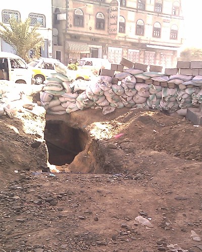 انتشار مليشيات الفرقة والاخوان المسلمين بمنطقة الحصبة بصنعاء
