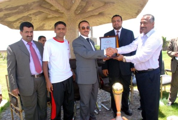اثناء التكريم